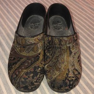 Vegan Dansko clogs in paisley**
